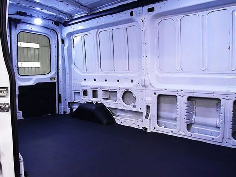 New 2026 Ford Transit 250 148 Medium Roof Extended AWD image 26