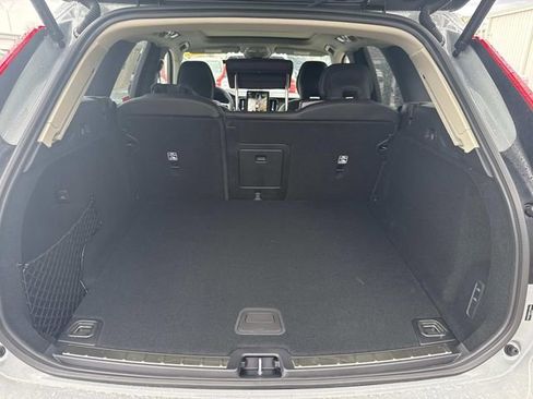 New 2026 Volvo XC60 B5 Ultra AWD/4WD image 11