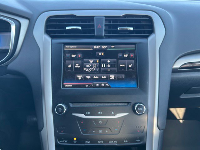 Used 2013 Ford Fusion SE FWD image 17