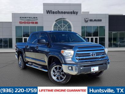 Used 2017 Toyota Tundra SR5 w/ SR5 Upgrade Package