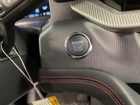 New 2026 Ford Explorer ST-Line w/ ST-Line Street Pack image 16