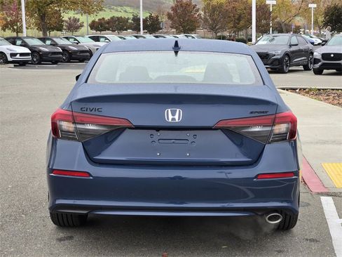 New 2026 Honda Civic Sport image 5