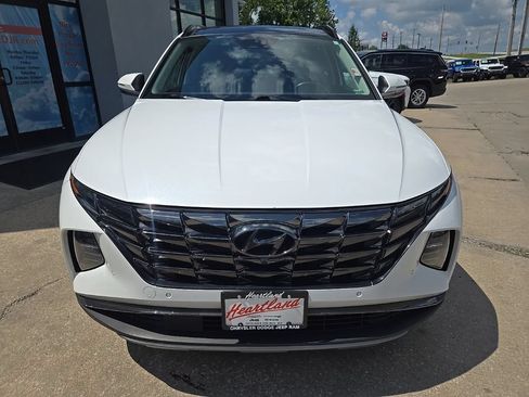 Used 2022 Hyundai Tucson Limited AWD/4WD image 18