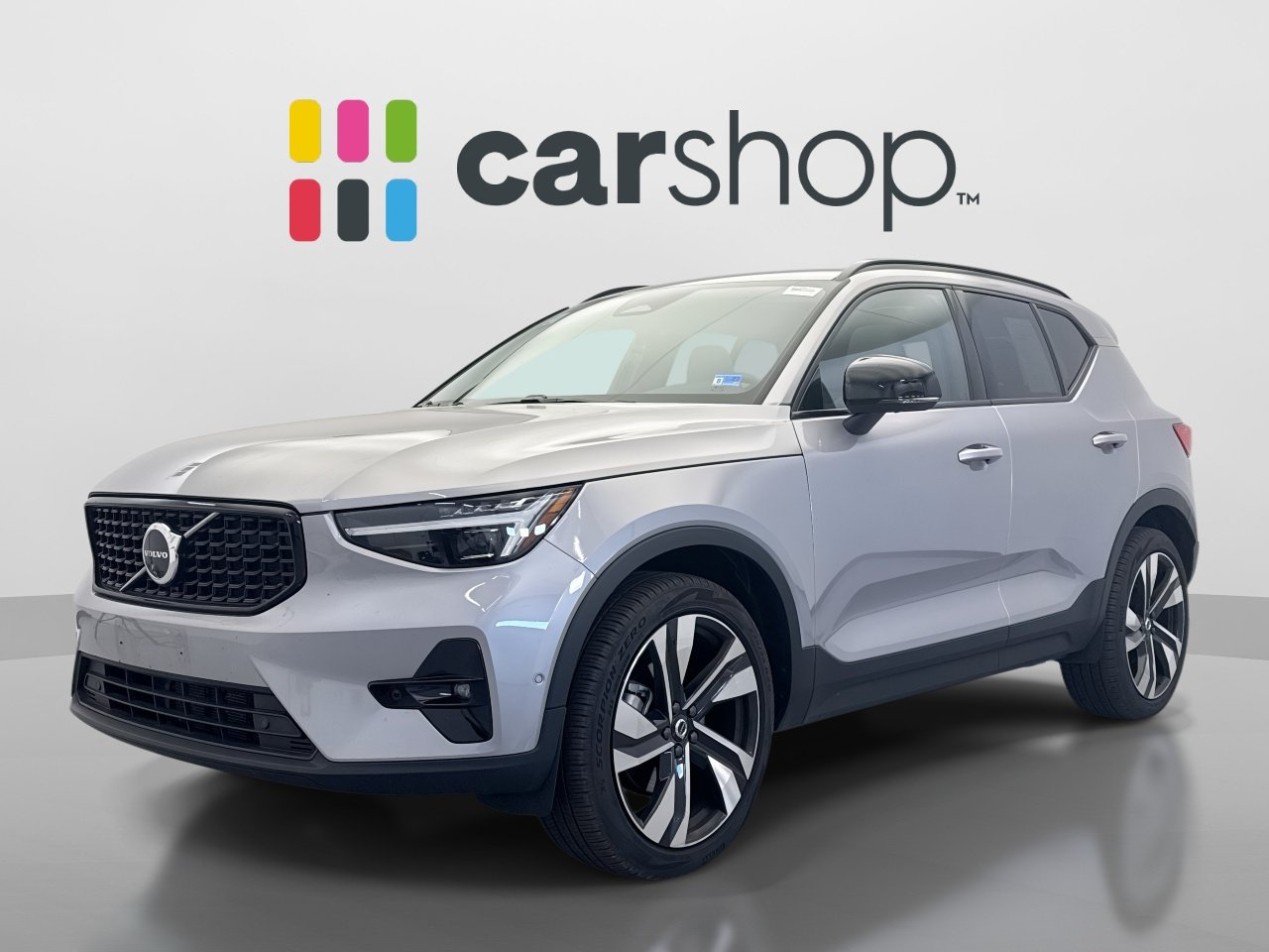 Used 2026 Volvo XC40 B5 Ultra w/ Protection Package Premier AWD/4WD image 1
