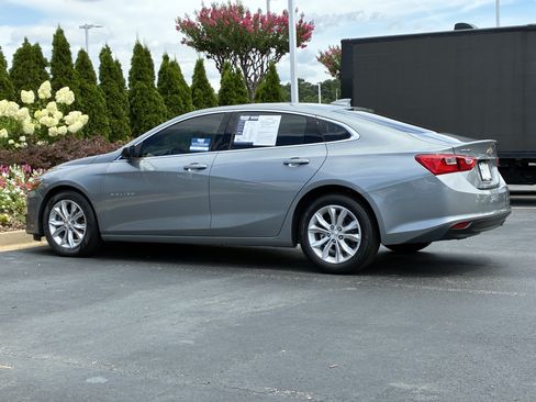 Used 2023 Chevrolet Malibu LT FWD image 9
