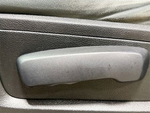 Used 2017 RAM 1500 Express image 17