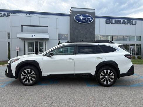 Used 2024 Subaru Outback Limited AWD/4WD image 2
