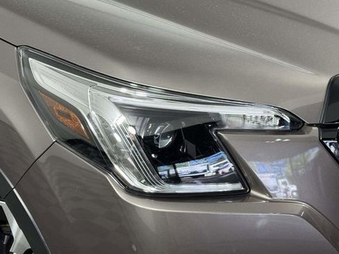 Used 2023 Subaru Forester Premium AWD/4WD image 15