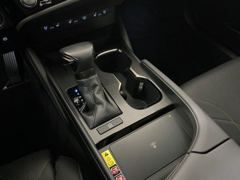 Used 2024 Lexus ES 350 Ultra Luxury image 14