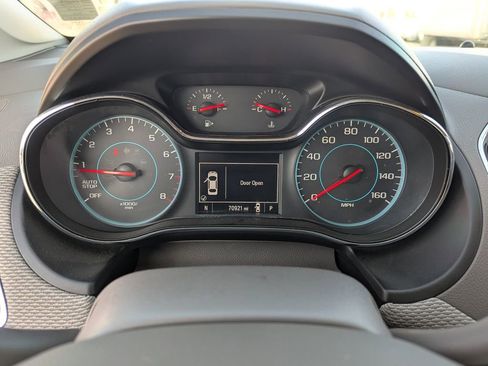 Used 2018 Chevrolet Cruze LS FWD image 18