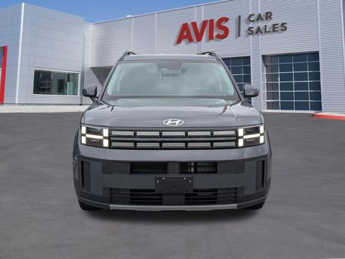 Used 2025 Hyundai Santa Fe SEL FWD image 2