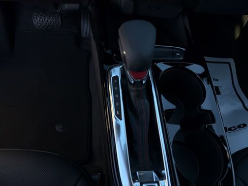 New 2026 Chevrolet Trax RS w/ Sunroof Package image 11