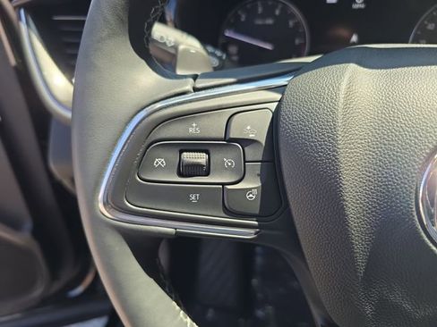 Certified 2021 Buick Envision Essence w/ Technology Package I image 25