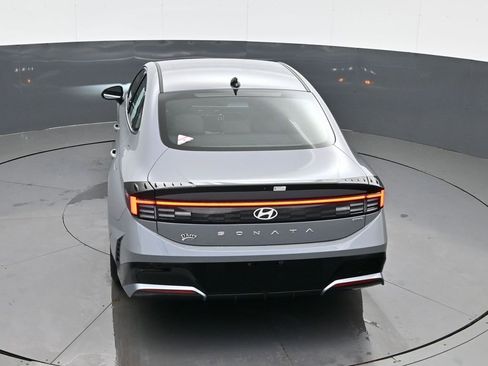 Certified 2025 Hyundai Sonata SEL image 18