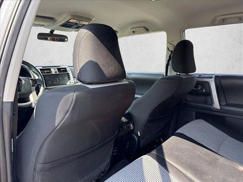 Used 2019 Toyota 4Runner SR5 AWD/4WD image 22