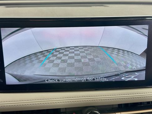 Used 2024 Nissan Ariya AWD image 23