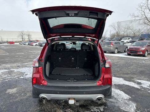 Used 2020 Ford Escape Titanium w/ Titanium Premium Package 2.0 image 23