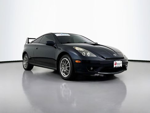 Used 2005 Toyota Celica GT FWD image 1