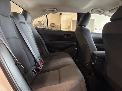 Used 2024 Toyota Corolla LE FWD image 18