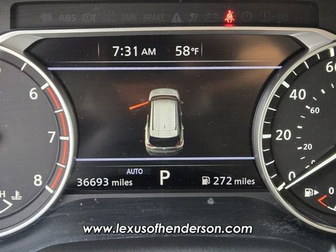 Used 2022 Nissan Rogue SV image 31