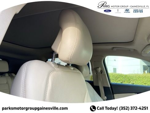 Used 2017 Lincoln MKX Reserve image 18