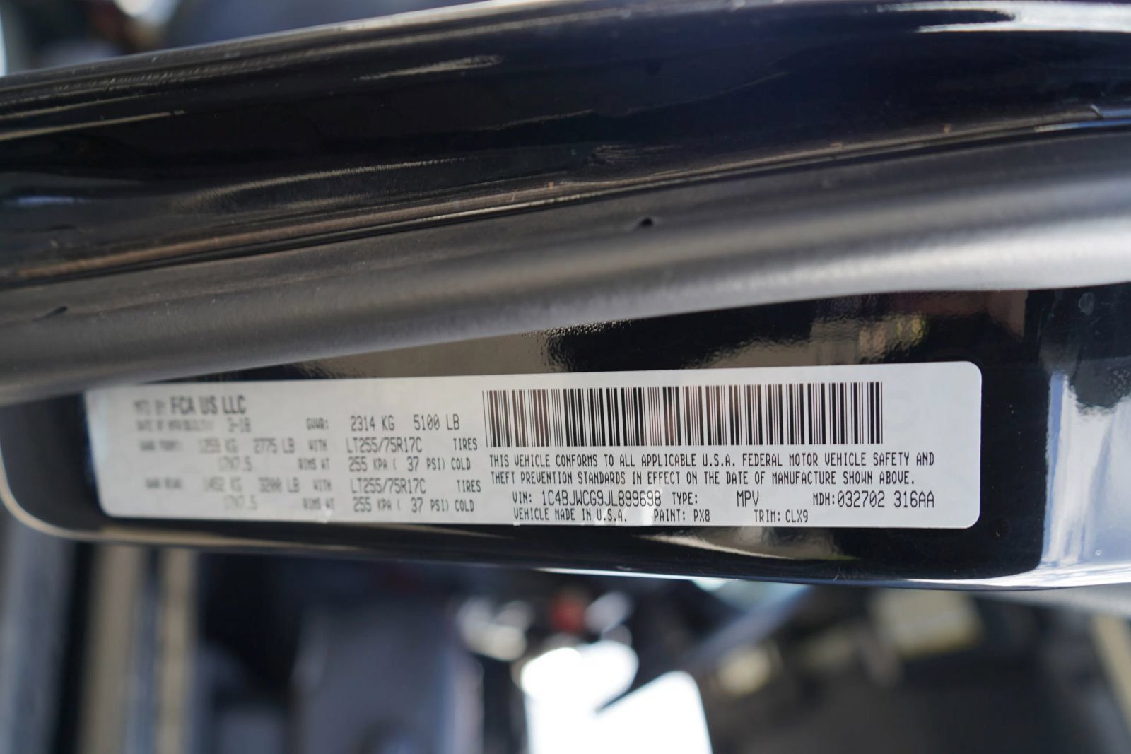 Used 2018 Jeep Wrangler Rubicon AWD/4WD image 14