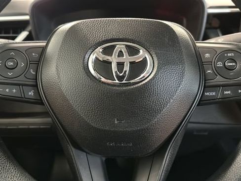Used 2025 Toyota Corolla LE w/ LE Premium Package FWD image 15