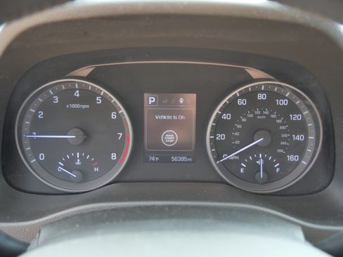 Used 2018 Hyundai Elantra Value Edition FWD image 21
