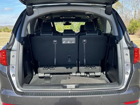 Used 2024 Honda Odyssey Elite image 19