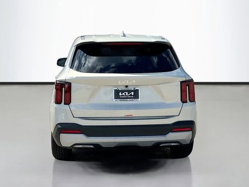 New 2026 Kia Sorento LX FWD image 6
