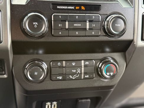 Used 2019 Ford F350 XLT w/ XLT Value Package image 23