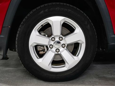 Used 2018 Jeep Compass Latitude w/ Popular Equipment Group AWD/4WD image 31