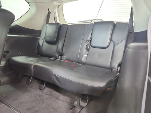 Used 2019 Nissan Armada SL w/ Premium Package RWD image 12