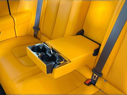 Used 2026 Rolls-Royce Cullinan image 31