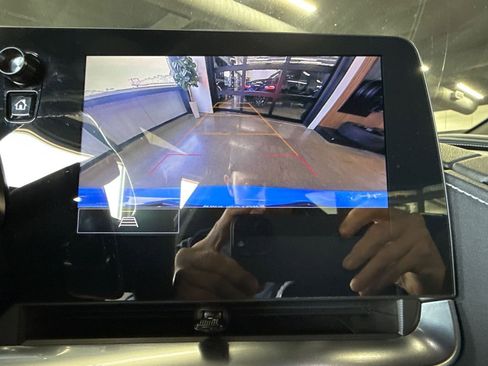 Used 2023 Chevrolet Corvette Stingray Coupe w/ Z51 Performance Package image 56