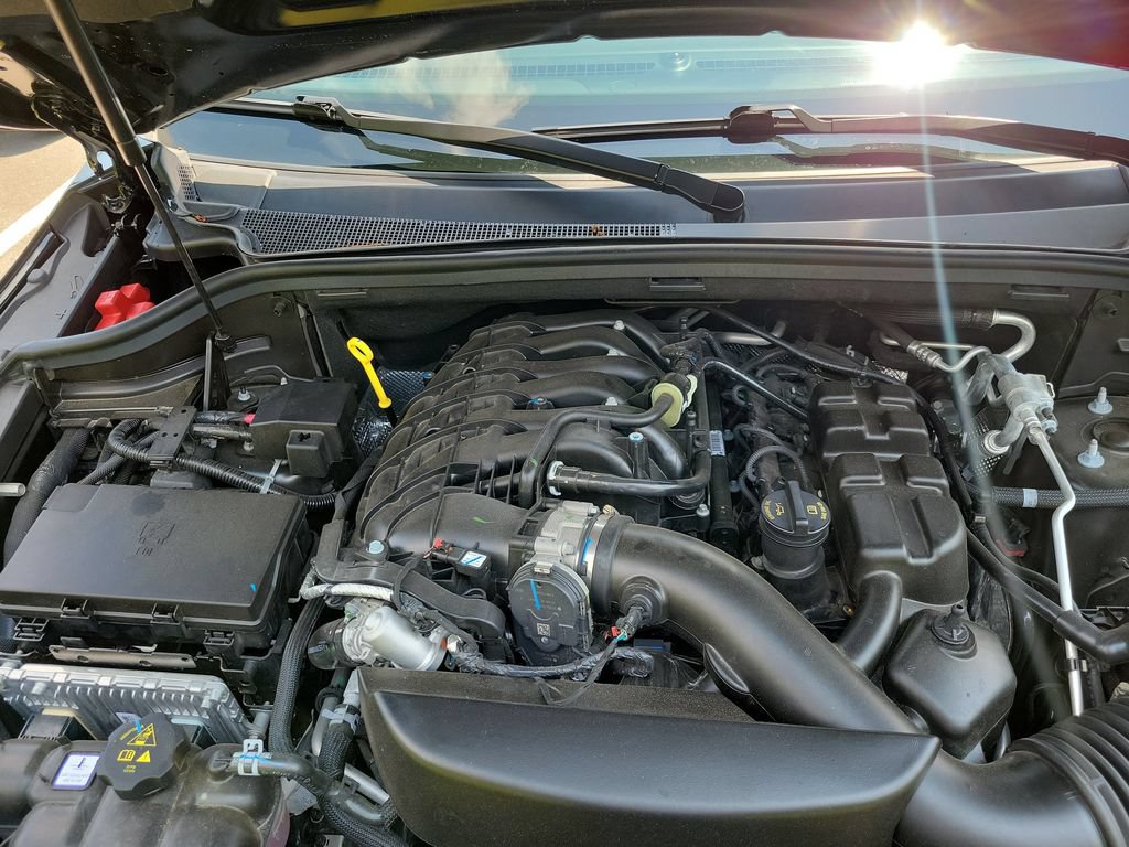 Used 2025 Dodge Durango GT RWD image 40
