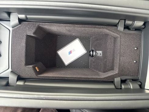 Used 2024 BMW 740i xDrive 740i xDrive image 25