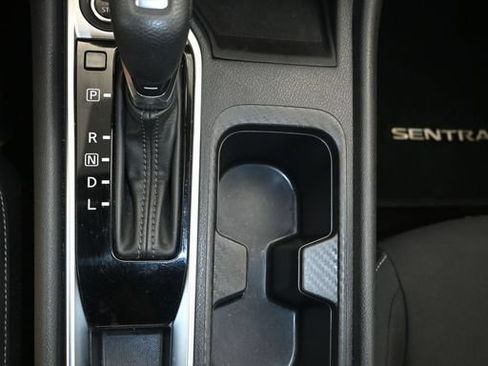 Used 2024 Nissan Sentra SV FWD image 18