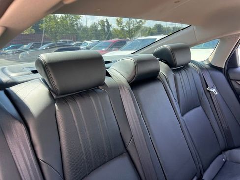 Used 2022 Honda Accord EX-L image 30