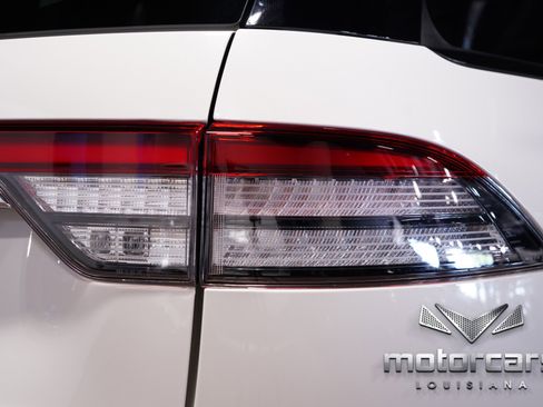 Used 2024 Lincoln Aviator Reserve w/ Jet Package RWD image 18