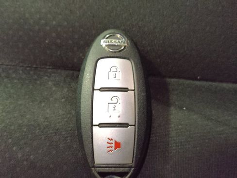 Used 2017 Nissan Murano S AWD/4WD image 32