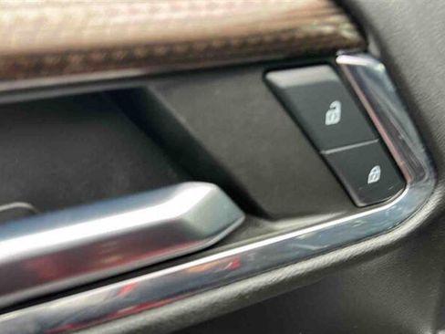 Used 2023 Chevrolet Silverado 1500 LT image 20