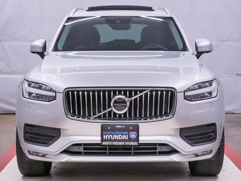 Used 2021 Volvo XC90 T6 Momentum w/ Advanced Package image 4