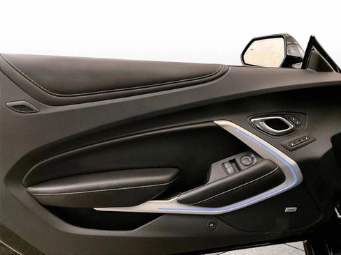 Used 2018 Chevrolet Camaro SS w/ Redline Edition RWD image 22