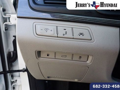 Used 2019 Hyundai Sonata Limited w/ Ultimate Package 02 image 16