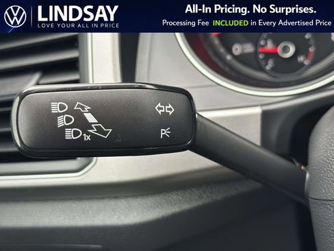 Used 2019 Volkswagen Atlas SE w/ Towing Package image 24