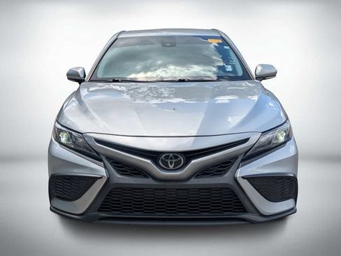 Used 2023 Toyota Camry SE FWD image 8