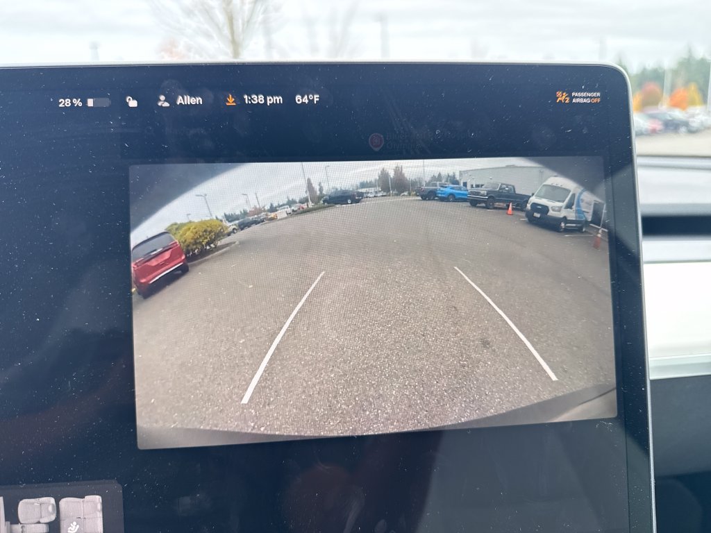 Used 2023 Tesla Model Y Long Range AWD/4WD image 25