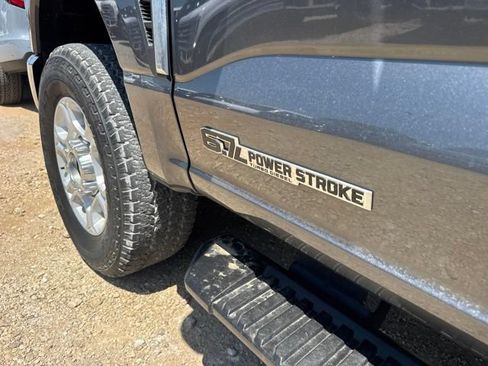 Used 2025 Ford F250 XLT w/ FX4 Off-Road Package AWD/4WD image 8