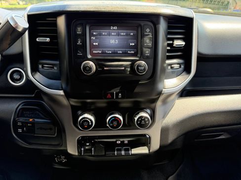 Used 2019 RAM 3500 Big Horn AWD/4WD image 25